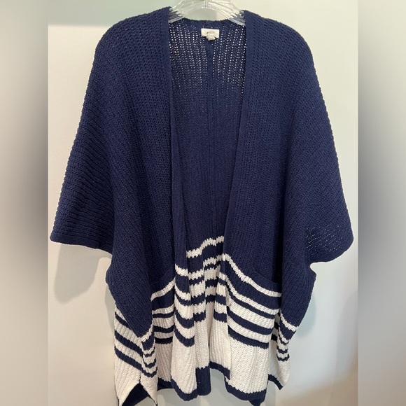 Aerie Navy and White Striped Women's Cozy Open Front Kimono Sweater Size M - Picture 1 of 10
